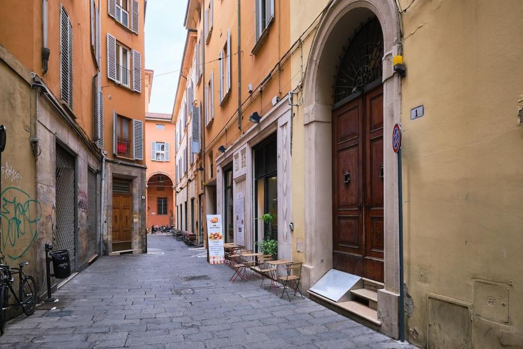 Lussuoso Appartamento Nel Cuore Del Centro Storico Болонья Екстер'єр фото
